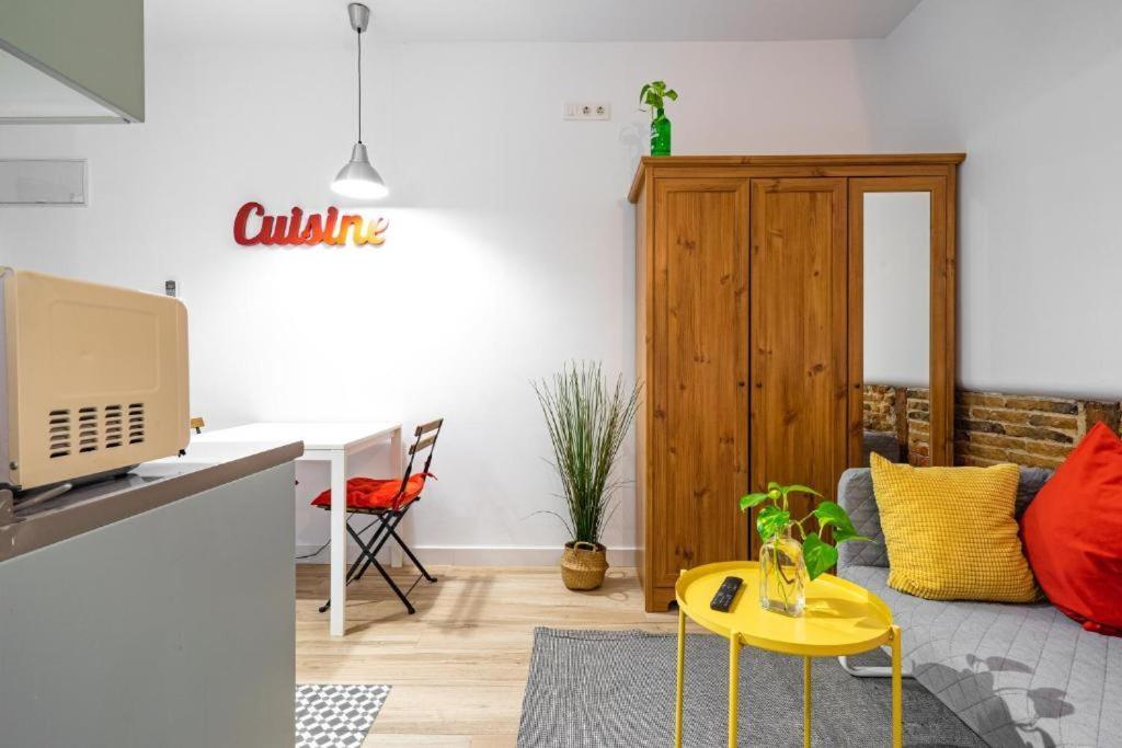 El Rastro Historic Center Apartment